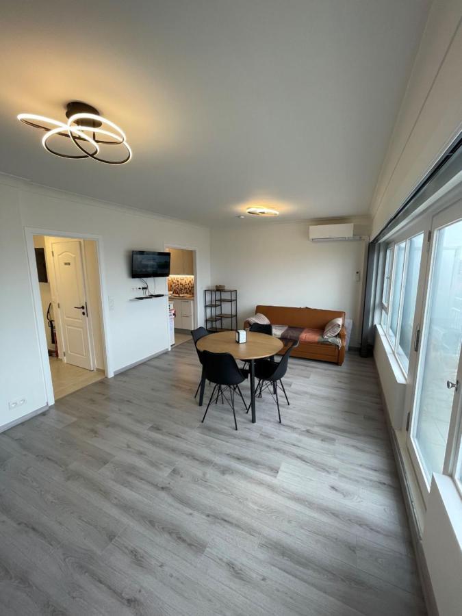 Studio Met Schitterend Uitzicht Op Oostende - Marijana2 Luaran gambar